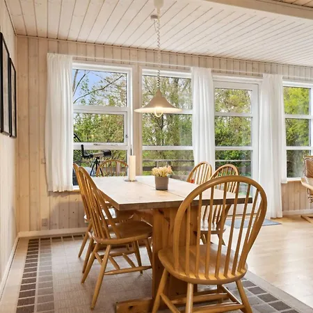 Prázdninový dům Avni - 300m From The Sea By Interhome *